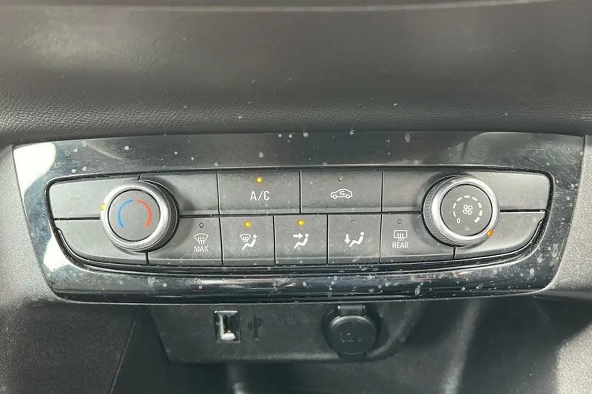 2021-vauxhall-corsa-12i-se-big-27