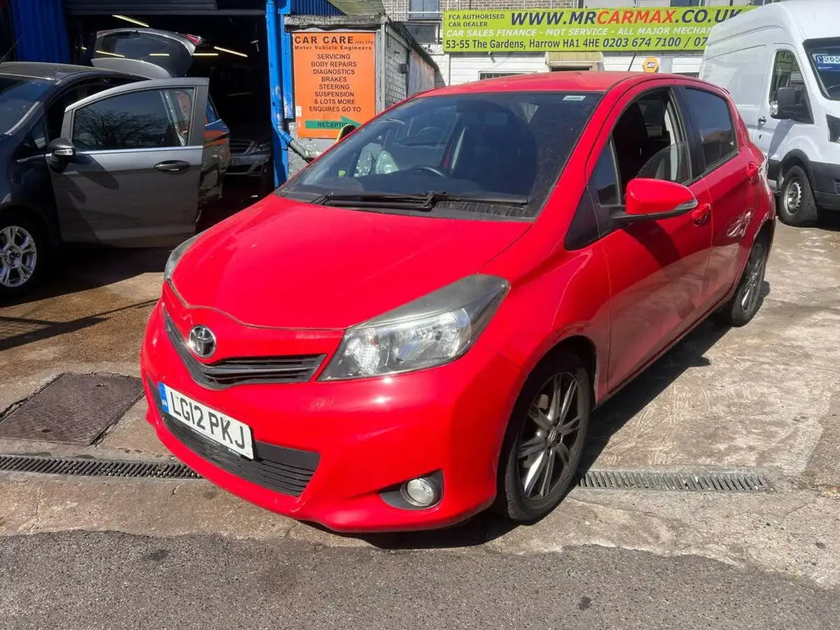 2012-toyota-yaris-133-sr-5d-m-drive-s-big-0
