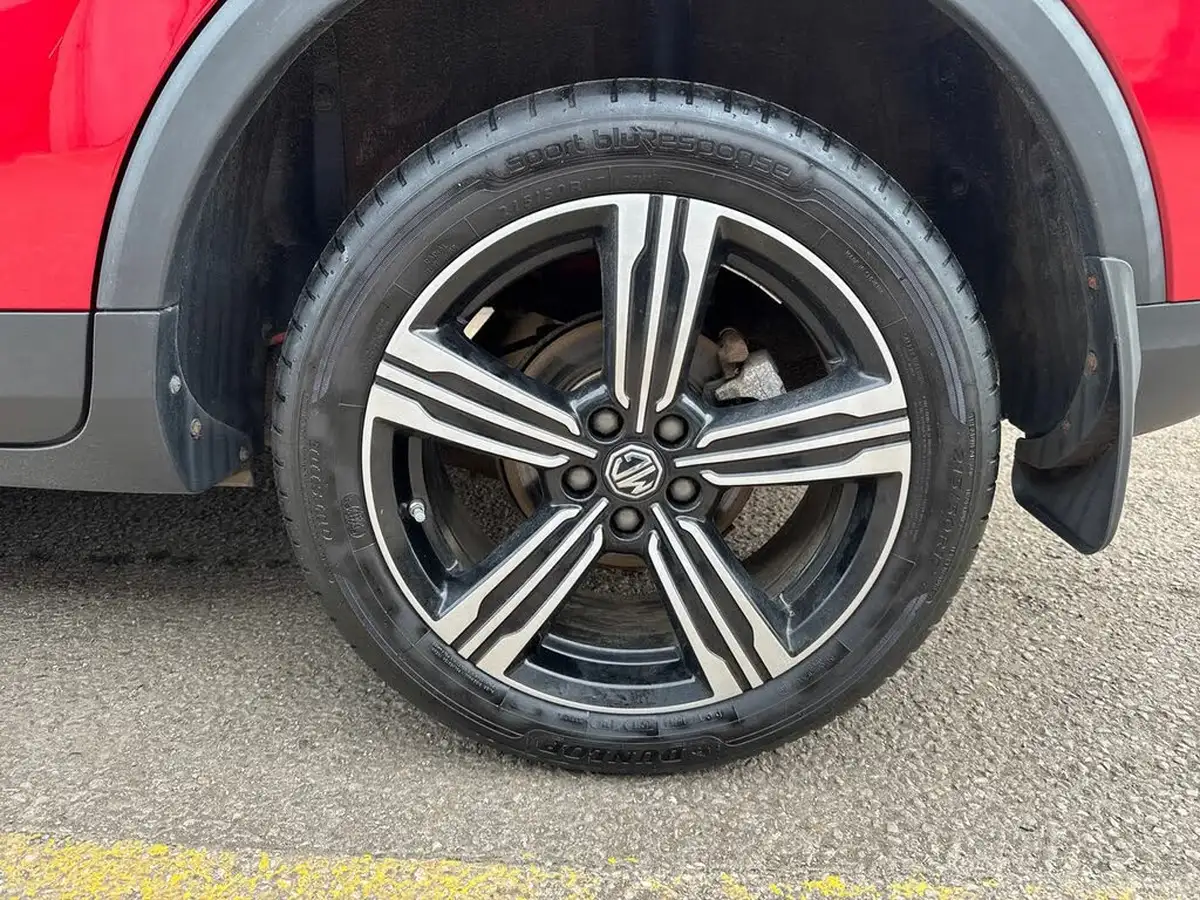2019-mg-zs-suv-10t-gdi-exclusive-109bhp-big-8