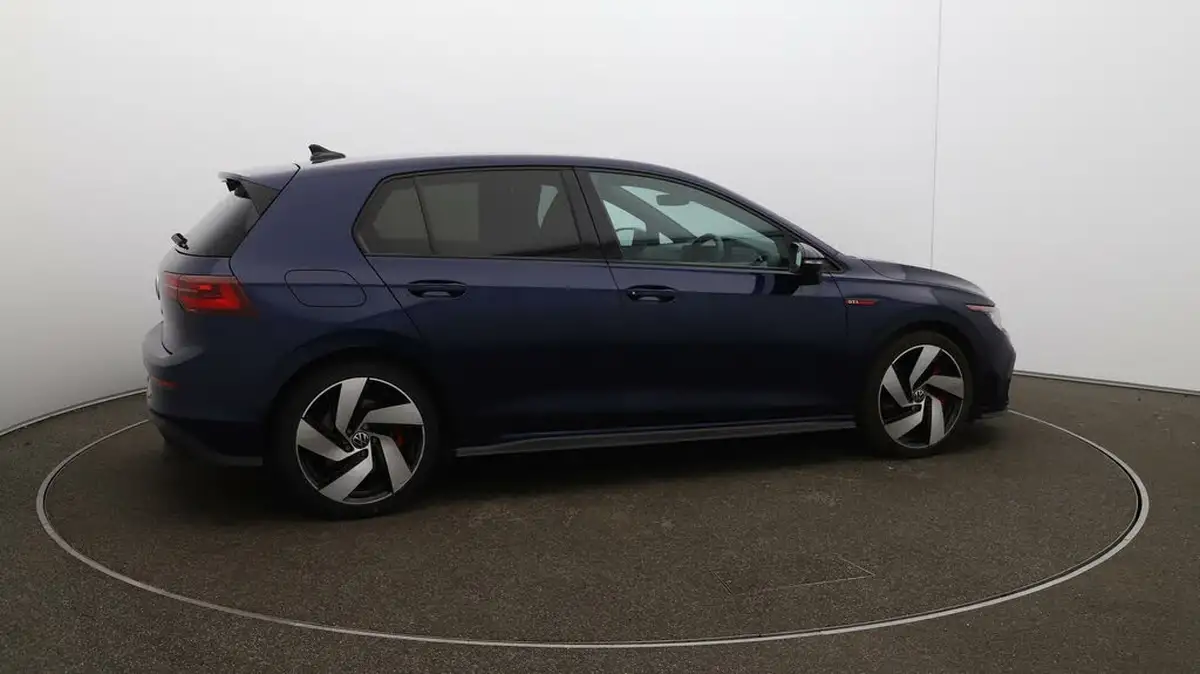 2022-volkswagen-golf-20-tsi-gti-dsg-big-44