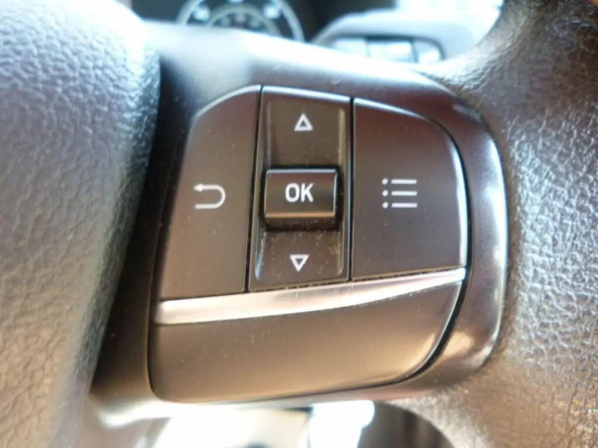 2022-ford-transit-20tdci-350-l3h2-leader-with-ac-chiller-big-46
