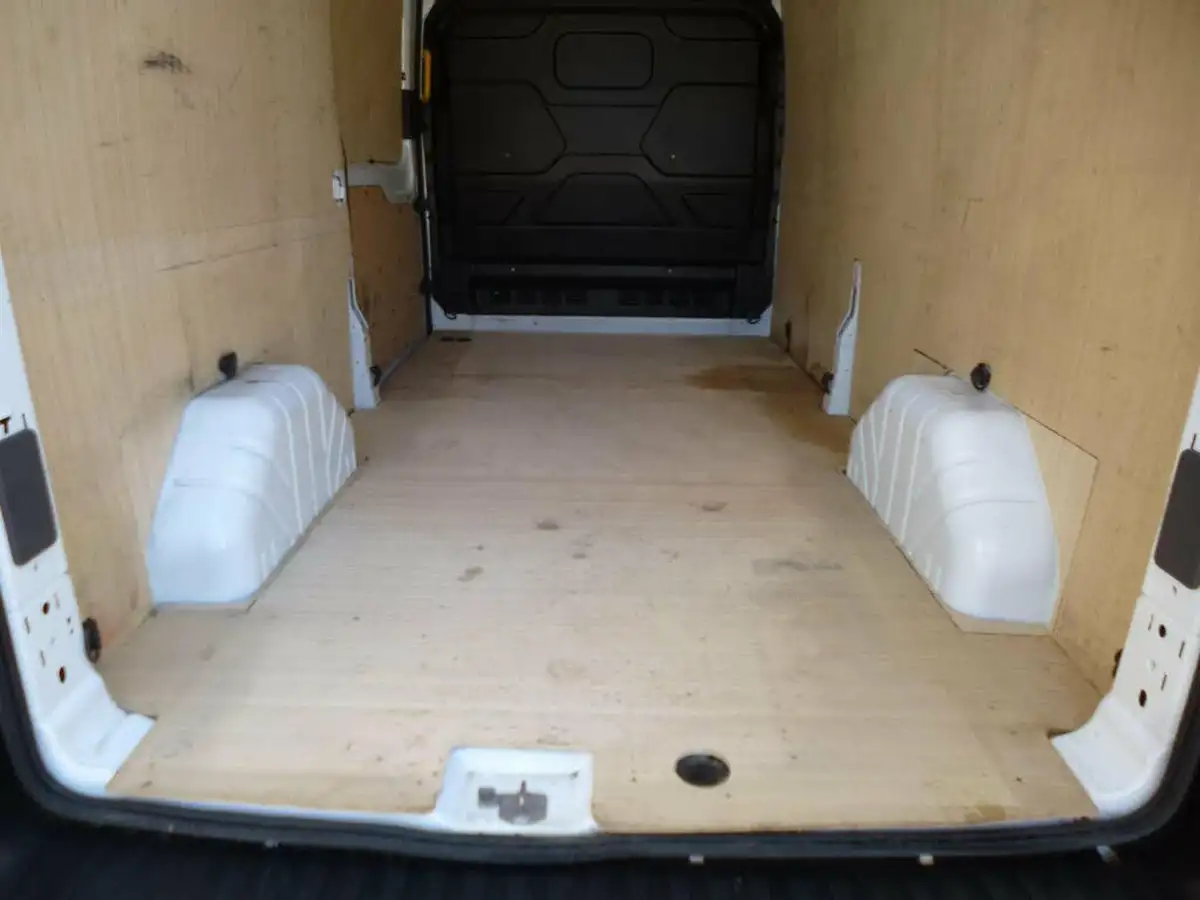 2022-ford-transit-20tdci-350-l3h2-leader-with-ac-chiller-big-22