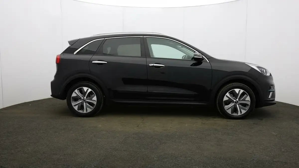 2021-kia-e-niro-ev-3-big-43