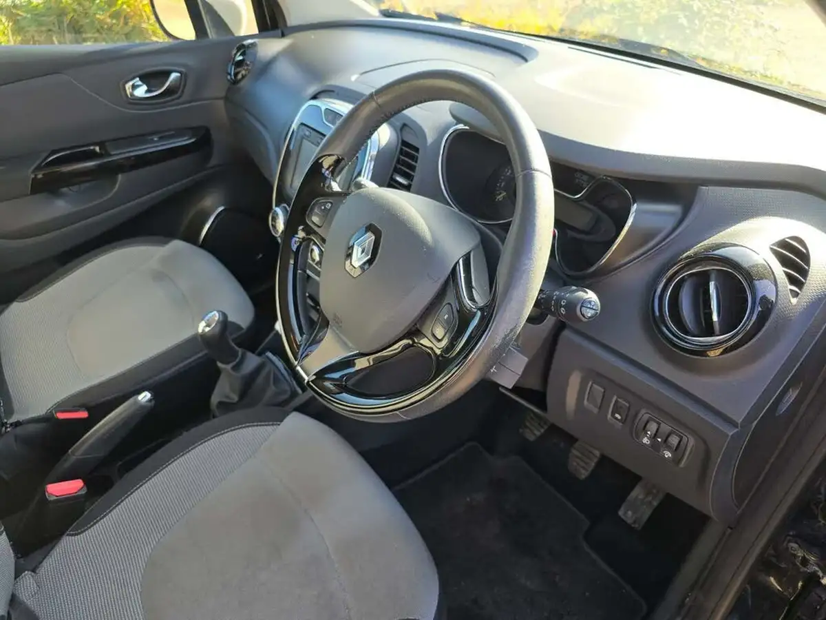 2015-renault-captur-15dci-dynamique-90bhp-energyss-big-32