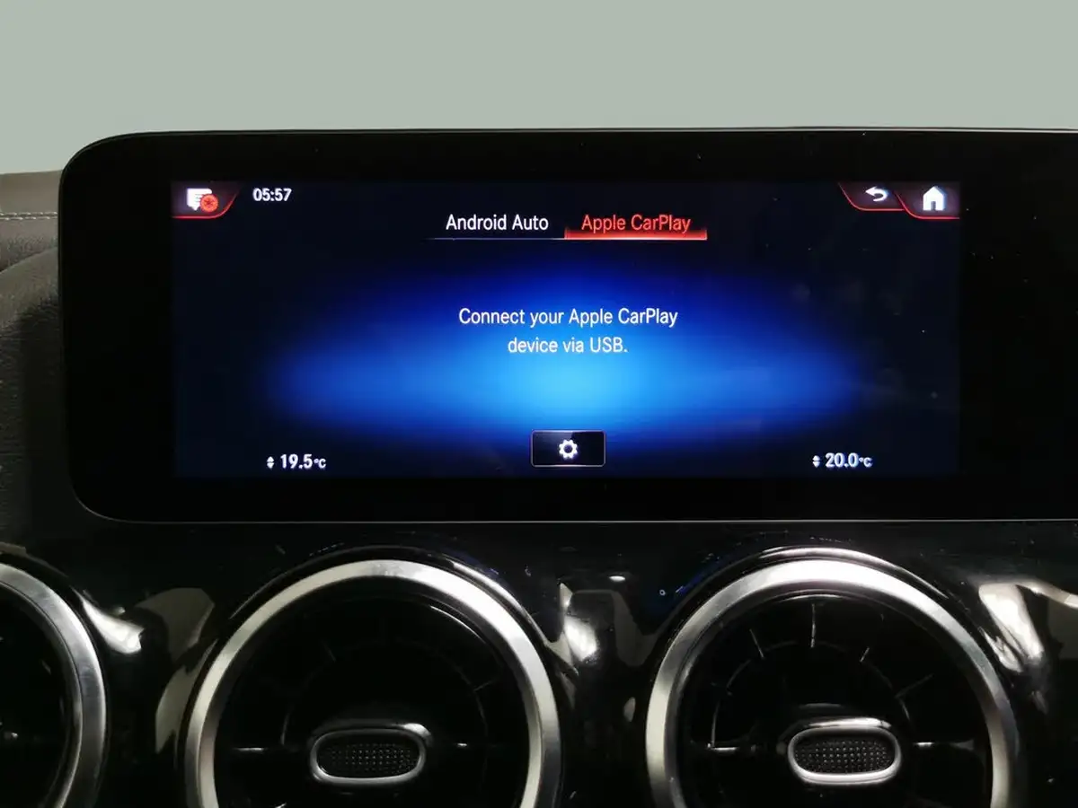 2021-mercedes-benz-gla-class-13-gla-250e-exclusive-edition-big-12