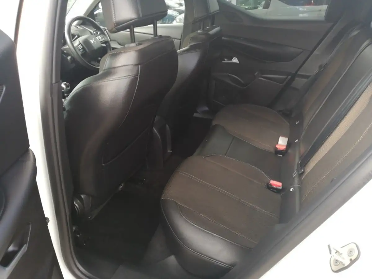2022-ds-ds-3-crossback-12-puretech-bastille-100ps-big-5