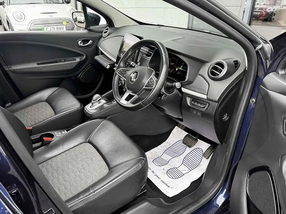 2022-renault-zoe-e-gt-line-big-9