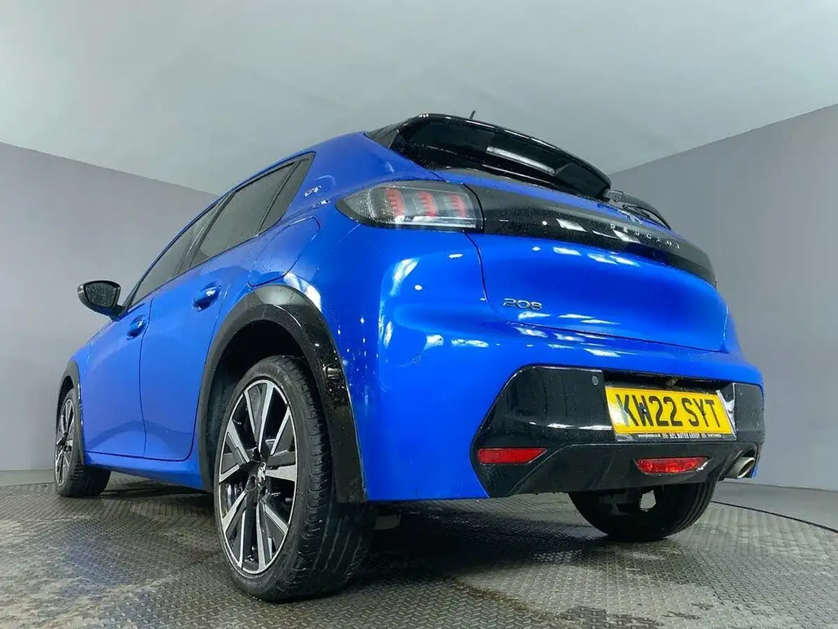 2022-peugeot-208-12-puretech-gt-100bhp-big-13