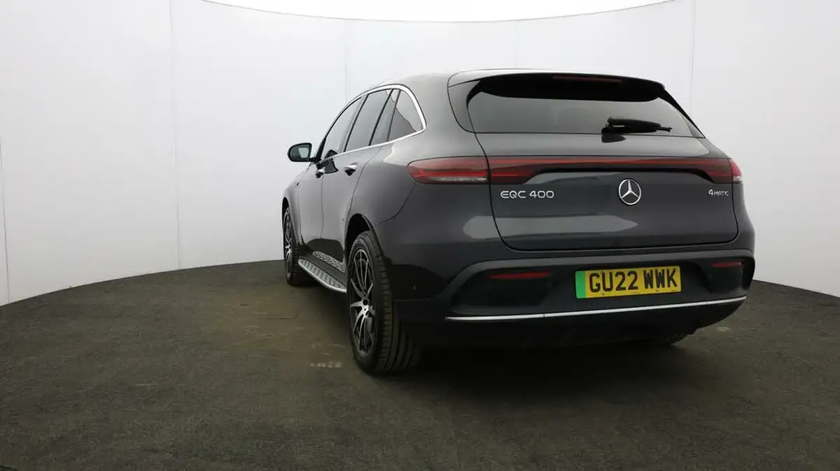 2022-mercedes-benz-eqc-e-eqc-400-amg-line-big-24