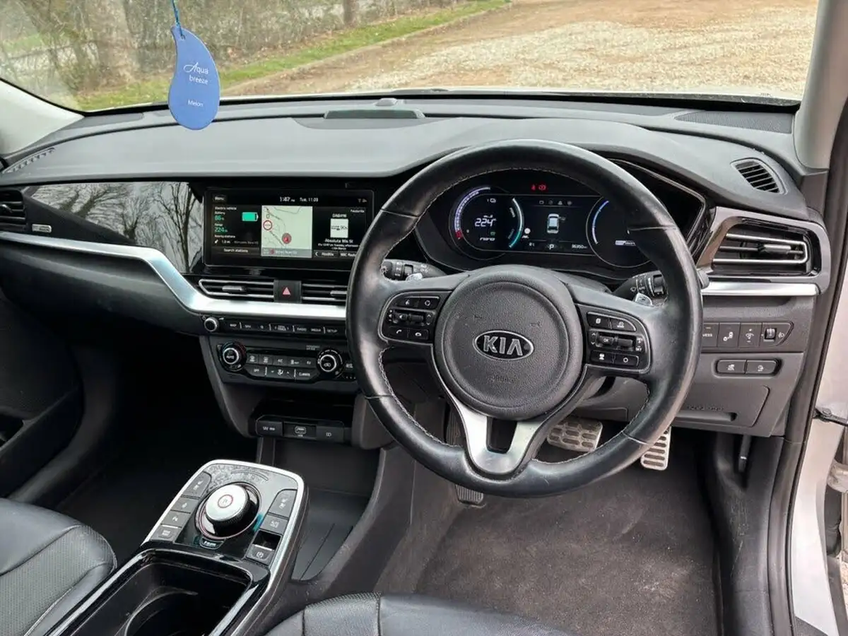2021-kia-e-niro-ev-4-big-19