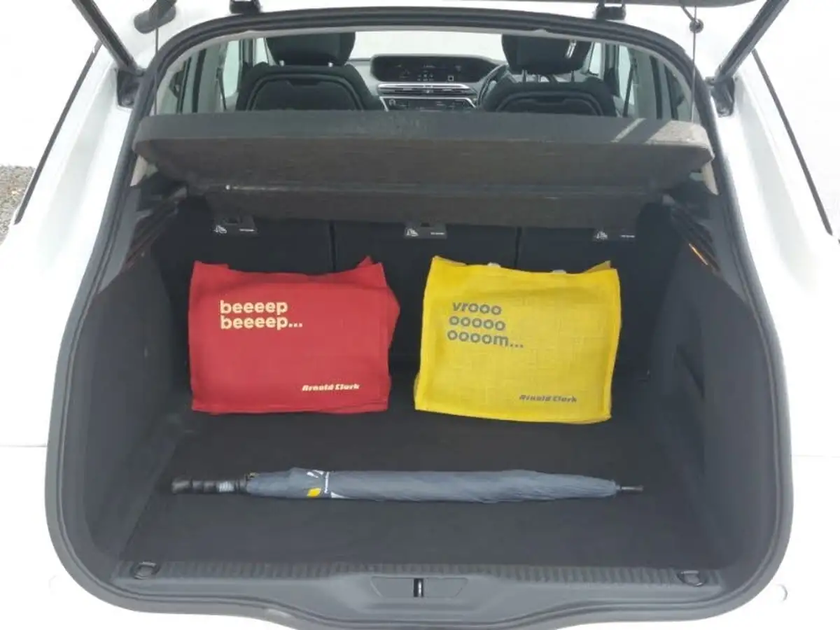 2019-citroen-c4-spacetourer-12-puretech-flair-big-7
