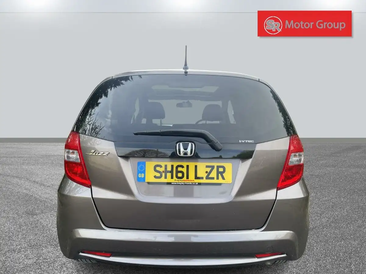 2012-honda-jazz-14-ex-big-12