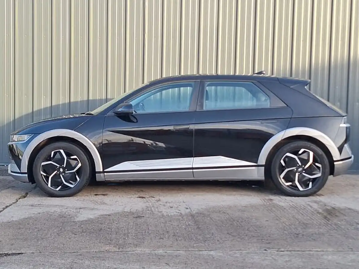 2021-hyundai-ioniq-5-e-premium-217ps-73kwh-rwd-big-3