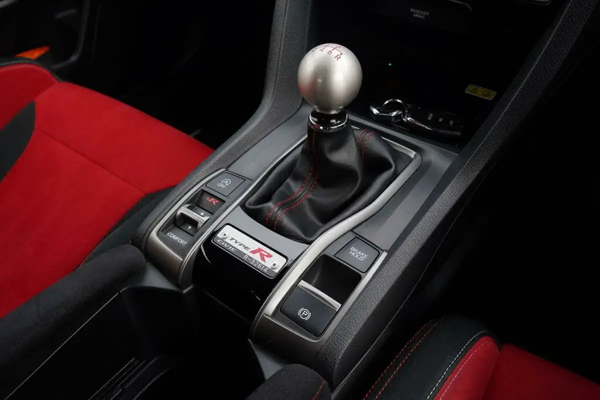 2019-honda-civic-20-i-vtec-type-r-gt-big-35