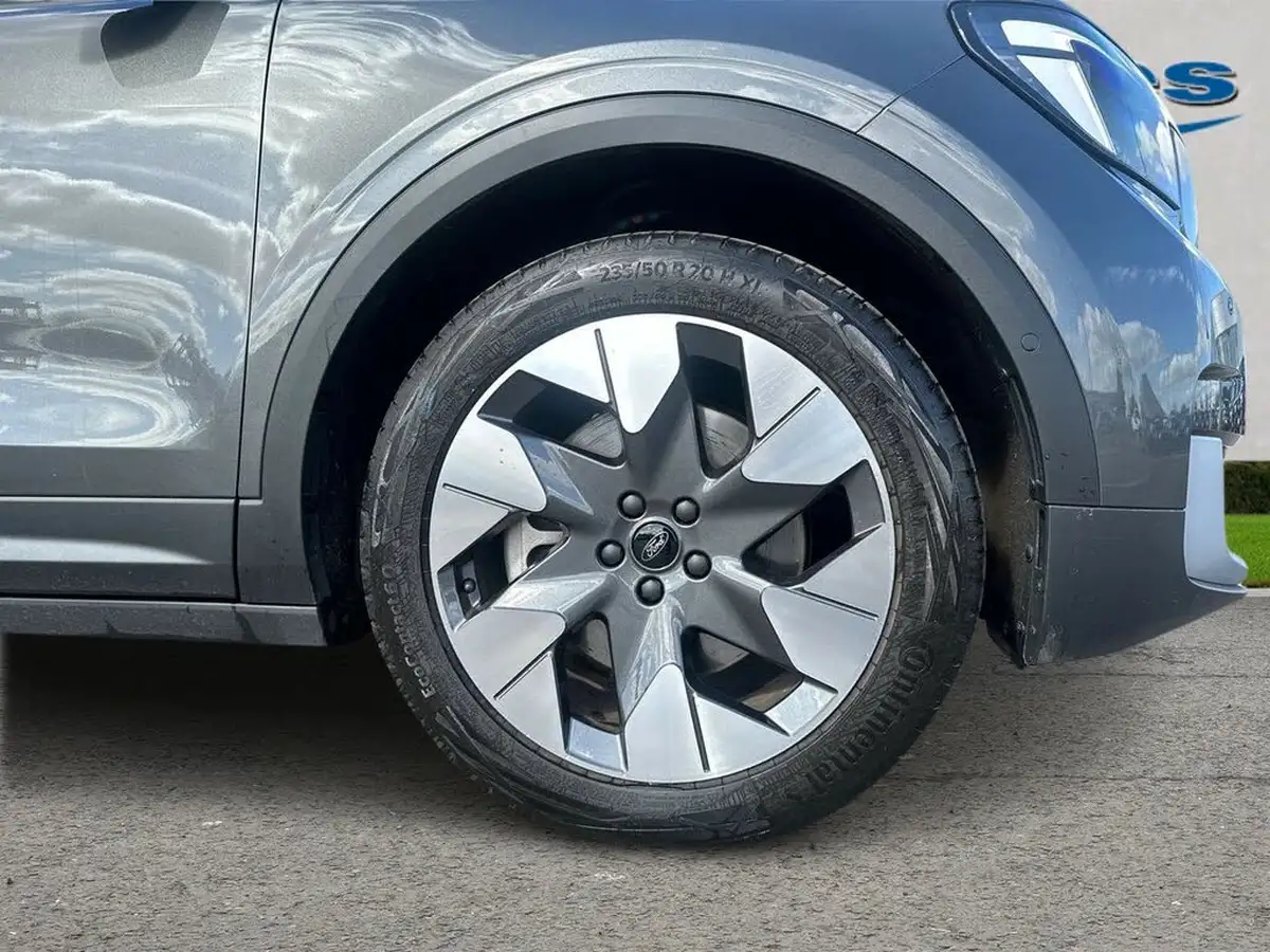 2024-ford-explorer-e-premium-286ps-77kwh-big-8
