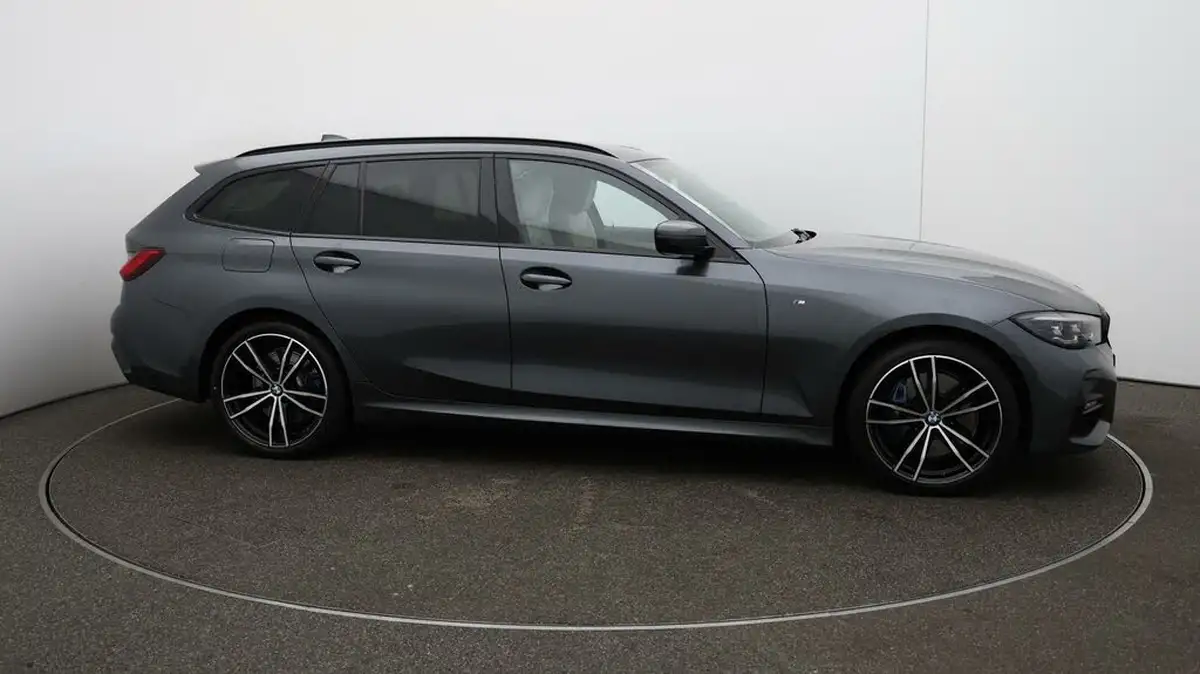 2021-bmw-3-series-20-330e-m-sport-touring-5d-big-40