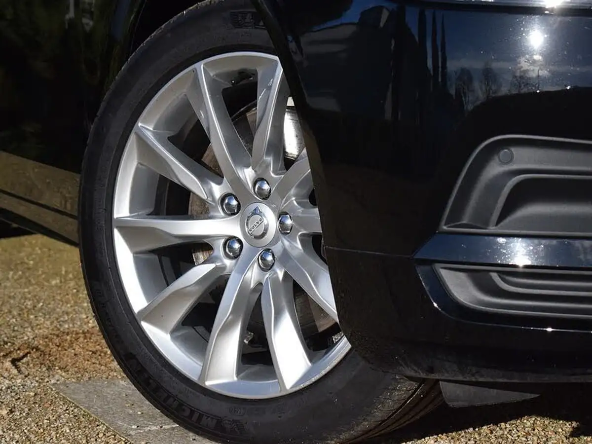 2022-volvo-v90-20td-b4-momentum-big-11