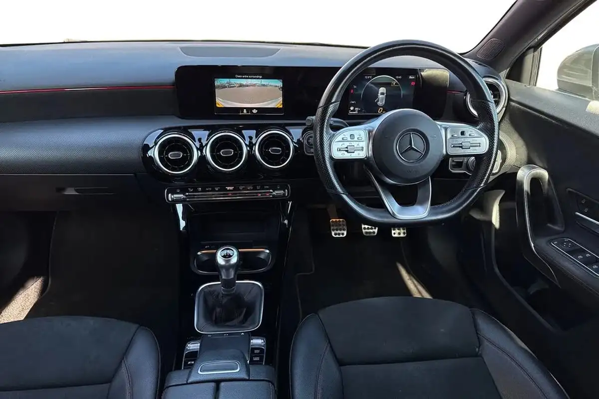 2019-mercedes-benz-a-class-13-a180-amg-line-hatchback-5d-big-17