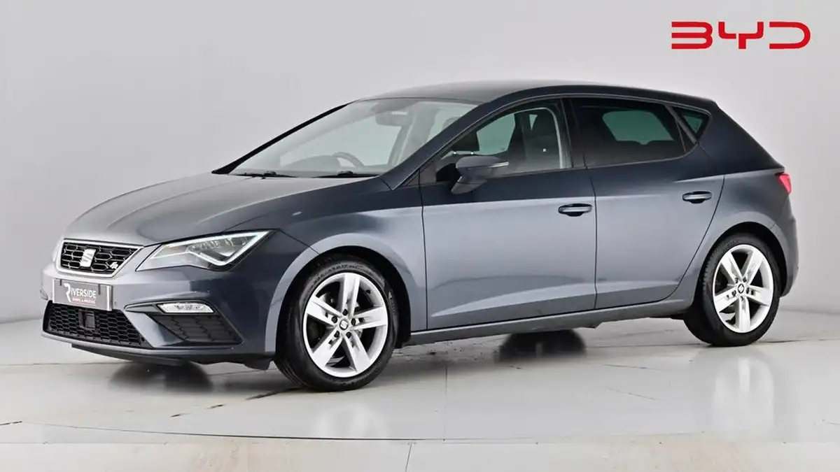 2019-seat-leon-20-tsi-fr-hatchback-big-7