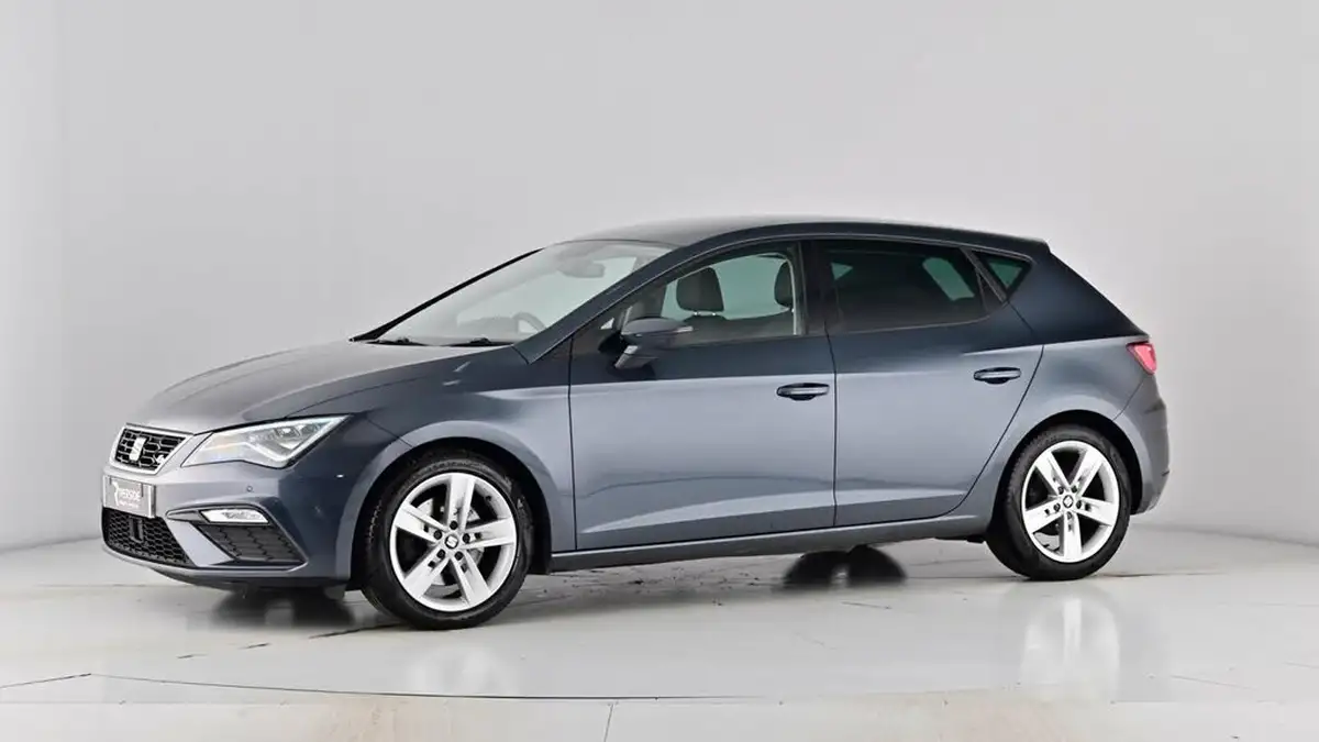 2019-seat-leon-20-tsi-fr-hatchback-big-59