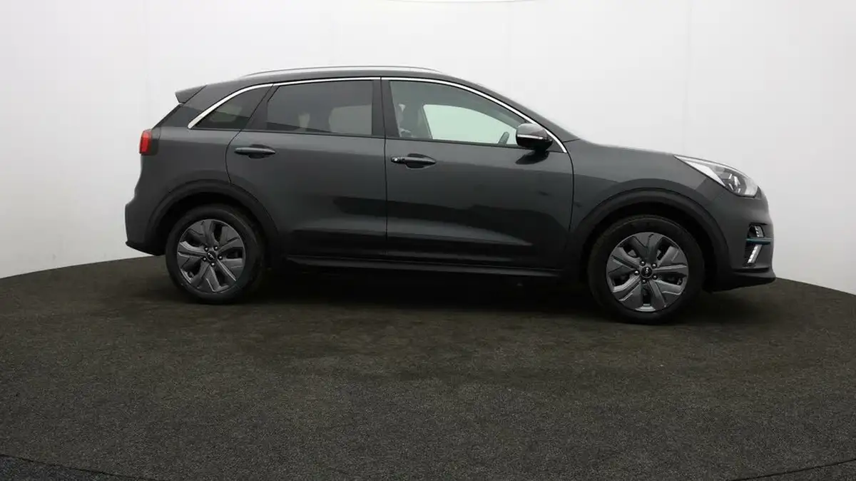 2022-kia-e-niro-ev-2-64-big-32