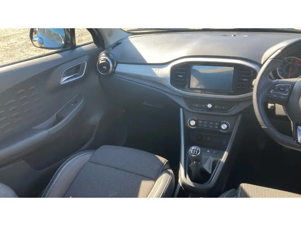 2022-mg-mg3-15-vti-tech-exclusive-nav-big-13