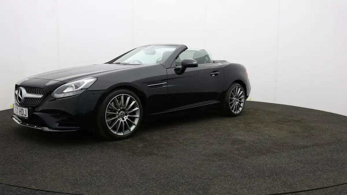 2017-mercedes-benz-slc-16-slc180-amg-line-9g-tronic-big-54