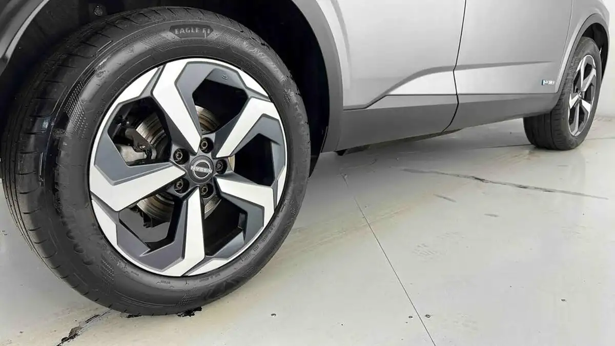 2023-nissan-qashqai-15-n-connecta-big-4