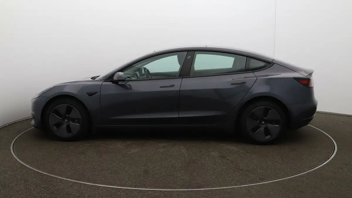 2021-tesla-model-3-e-long-range-awd-big-55