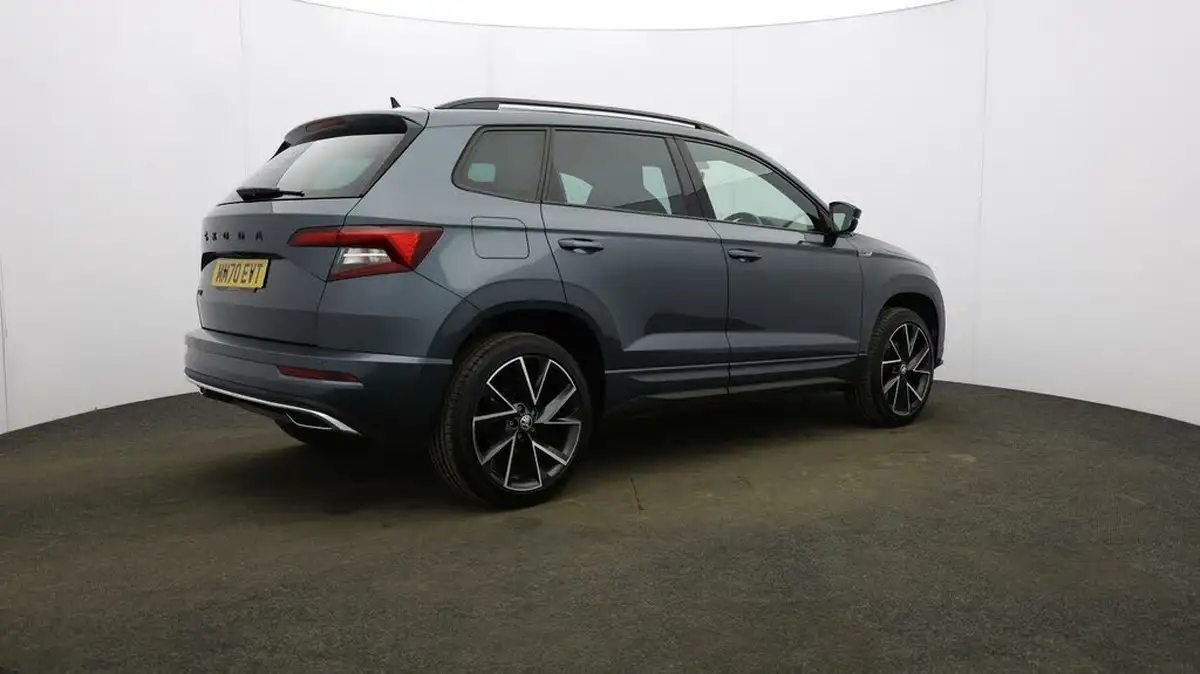 2020-skoda-karoq-15-tsi-sportline-dsg-big-6