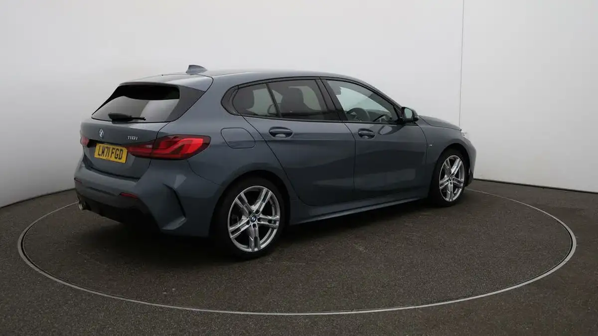 2021-bmw-1-series-15-118i-m-sport-lcp-dct-big-46