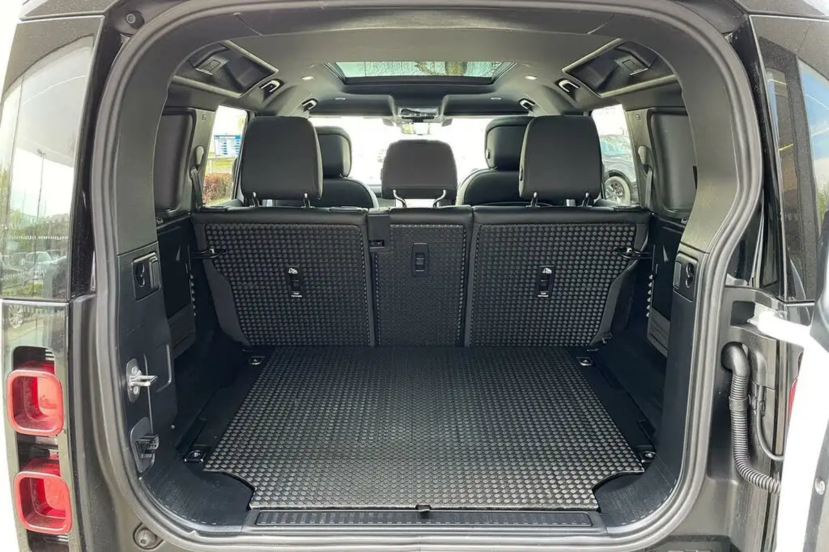 2024-land-rover-110-defender-30-d250-x-dynamic-hse-2996cc-big-40