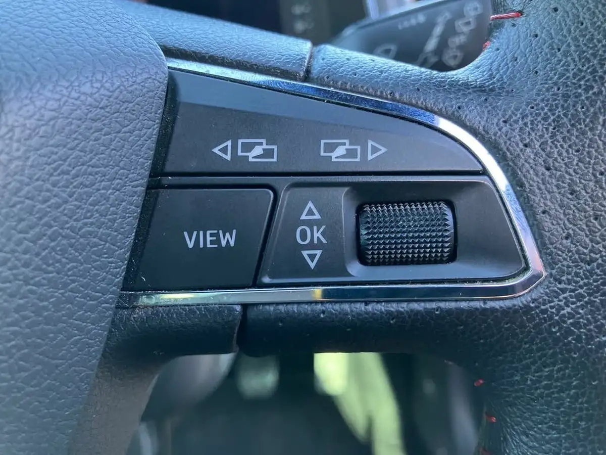 2019-seat-arona-10-tsi-fr-sport-ss-big-27