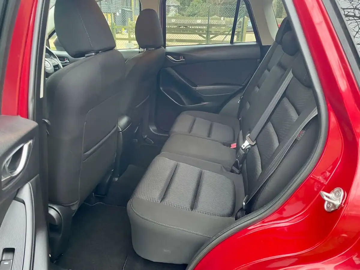 2015-mazda-cx-5-20-se-l-2wd-nav-big-26