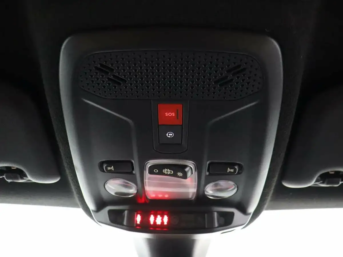 2019-vauxhall-corsa-12-turbo-sri-nav-premium-big-34