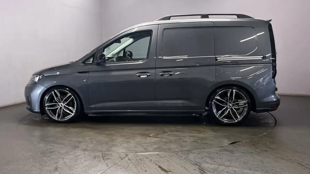 2022-volkswagen-caddy-20tdi-c20-cargo-commerce-pro-122pseu6d-dsg-big-4
