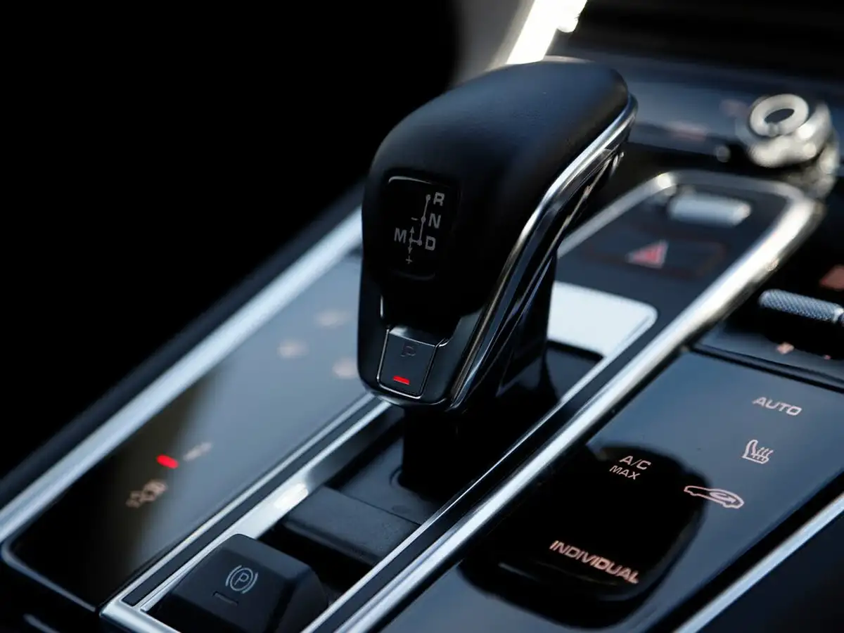 2023-porsche-panamera-30-4-e-hybrid-platinum-edition-hatchback-big-25