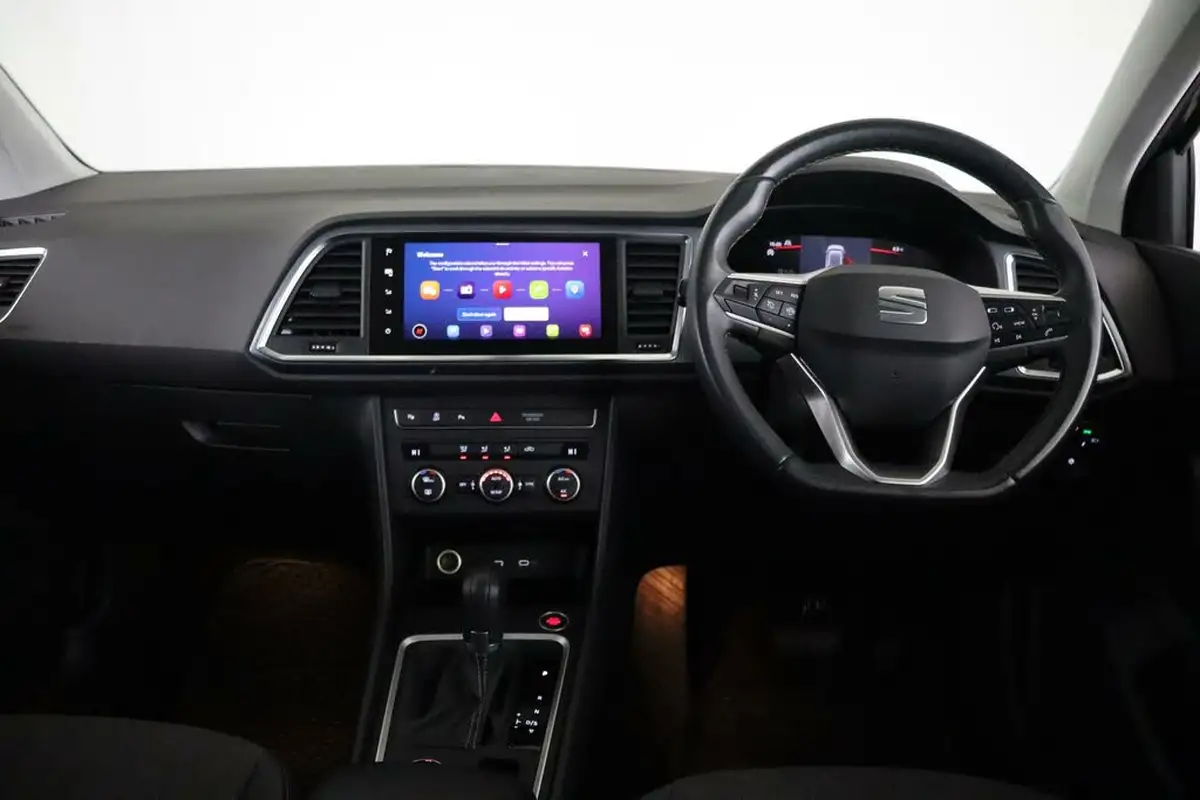 2023-seat-ateca-15-ecotsi-se-technology-dsg-big-14