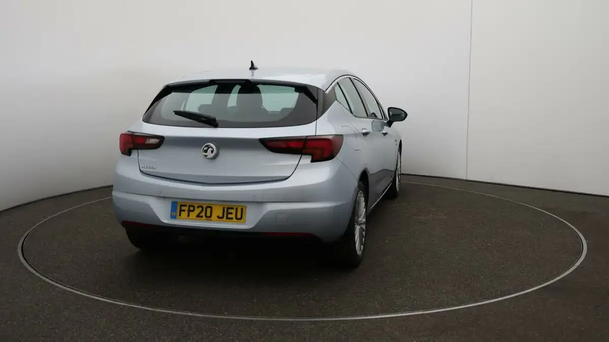 2020-vauxhall-astra-12-turbo-elite-nav-big-47