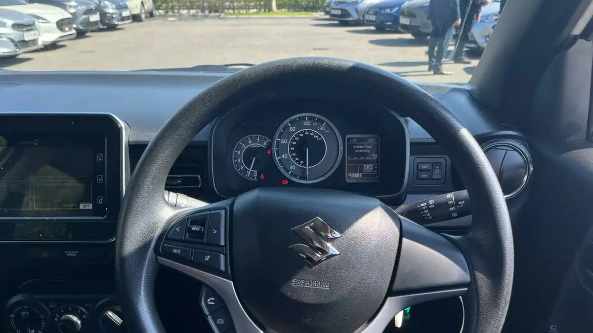 2021-suzuki-ignis-12-dualjet-sz-t-big-8