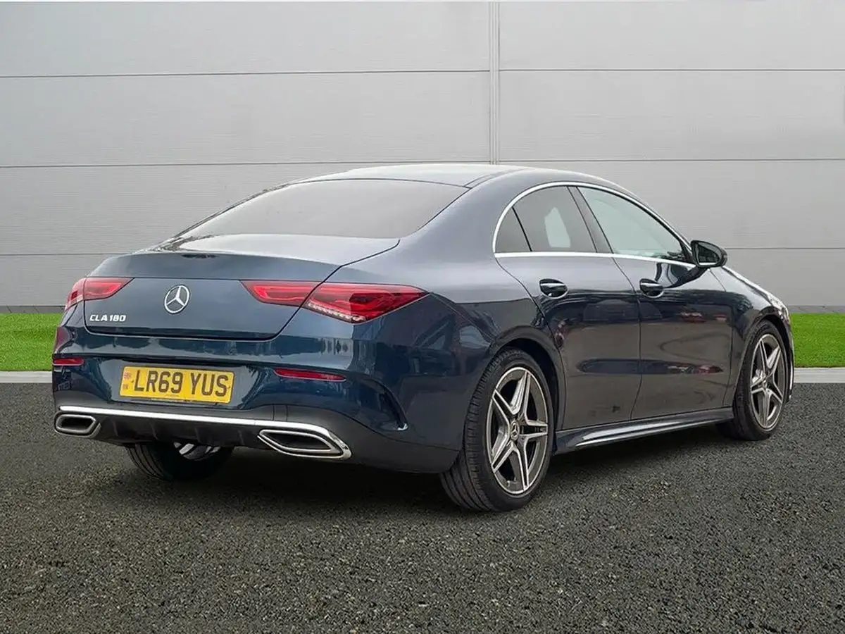 2019-mercedes-benz-cla-13-cla-180-amg-line-coupe-4d-big-6