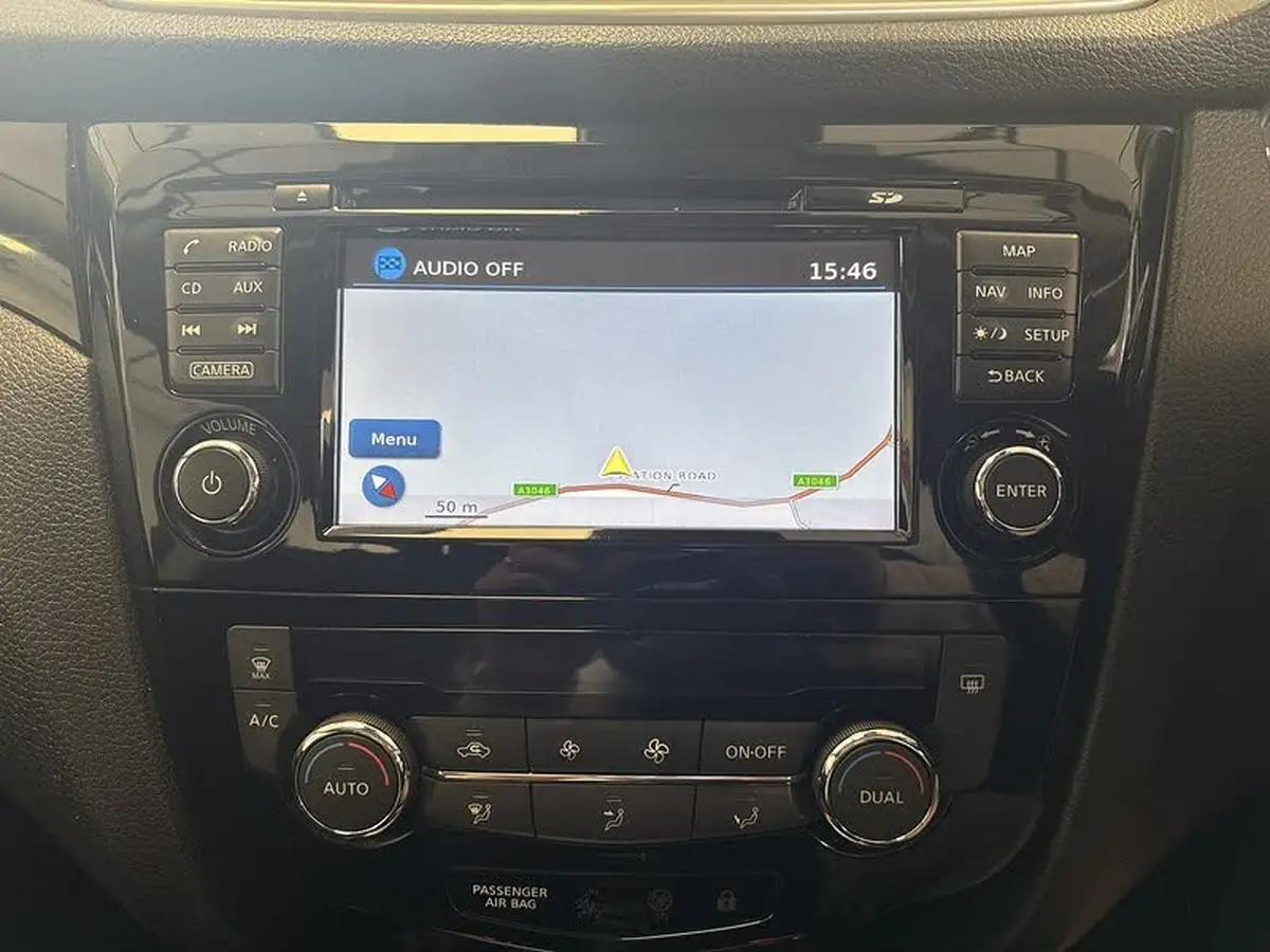 2016-nissan-qashqai-12-dig-t-acenta-tech-pk-big-14