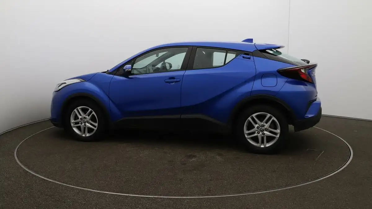 2022-toyota-c-hr-18-vvt-i-icon-big-50
