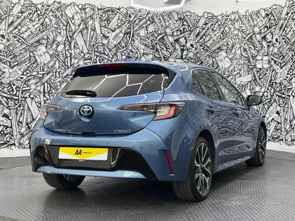 2021-toyota-corolla-18-vvt-i-excel-trk-hatchback-big-7