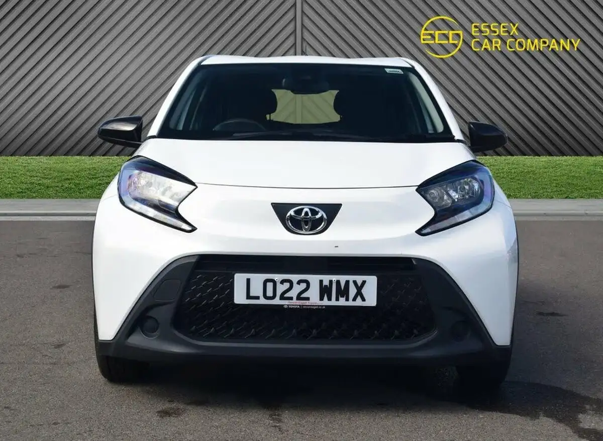 2022-toyota-aygo-x-10-vvt-i-pure-cvt-big-5