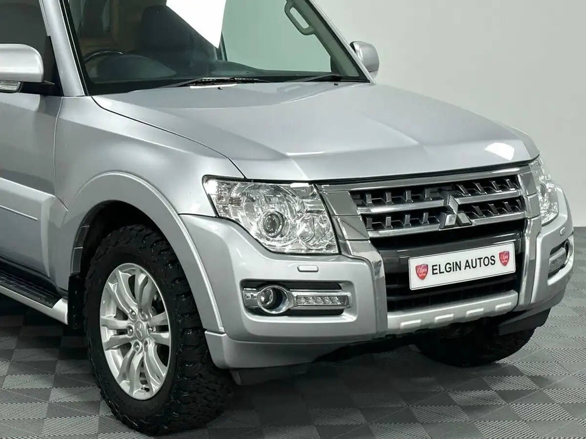2016-mitsubishi-shogun-32td-sg2-32-di-dc-187bhpeu6-4x4-swb-window-van-auto-big-14
