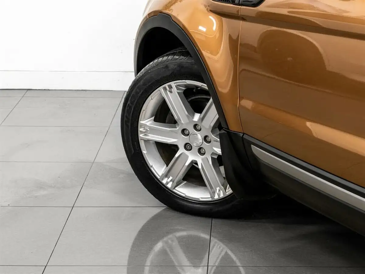 2014-land-rover-range-rover-evoque-22td-pure-tech-190bhp-4x4-hatchback-5d-auto-big-28