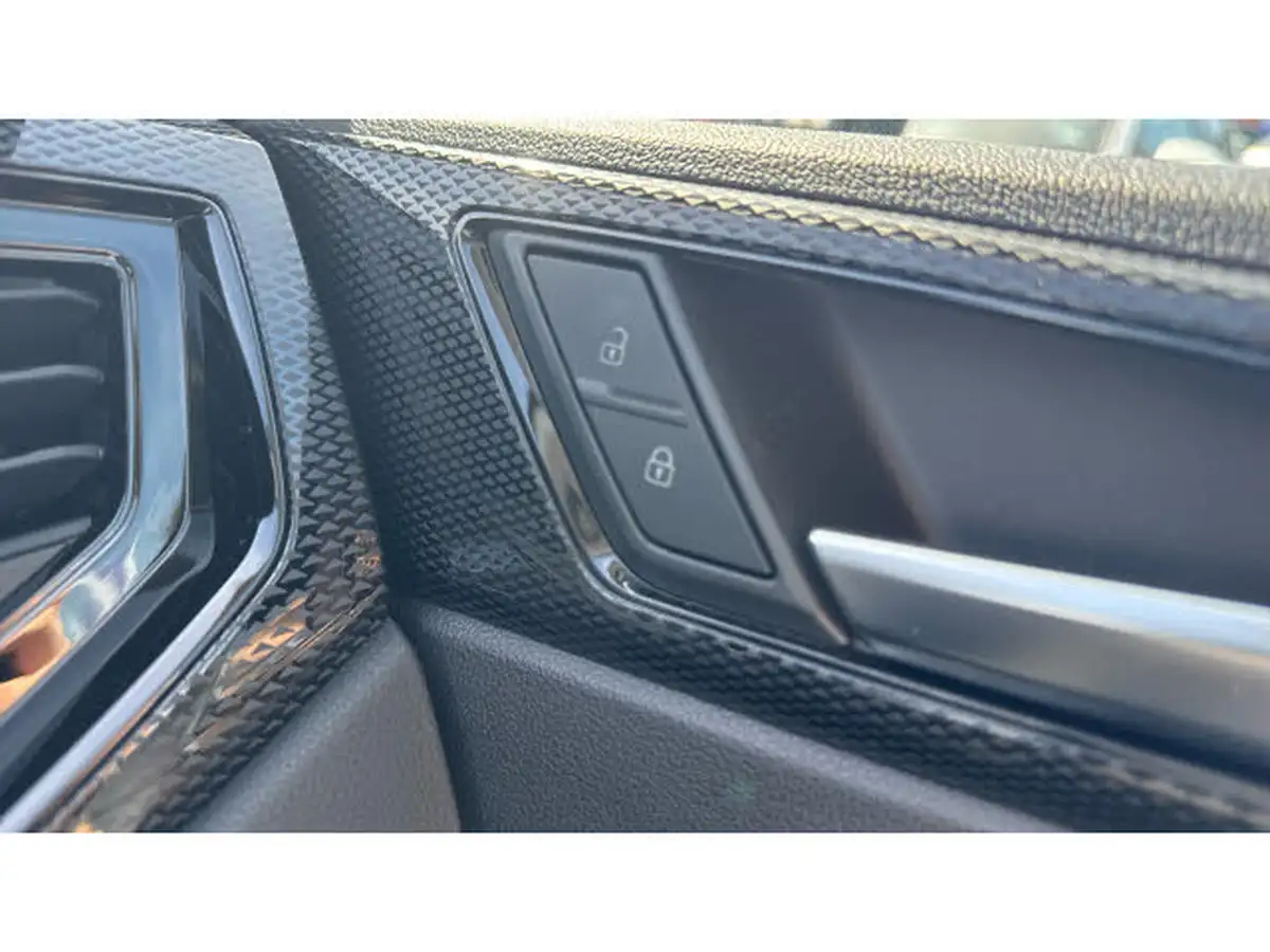 2024-volkswagen-polo-10-tsi-match-big-32