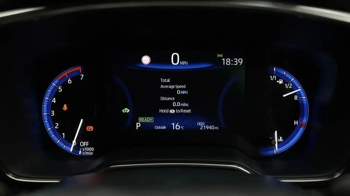 2022-toyota-corolla-18-vvt-i-icon-120bhp-trk-hatchback-5d-big-10