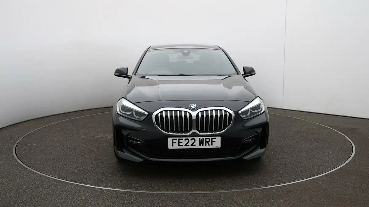 2022-bmw-1-series-15-118i-m-sport-lcp-dct-big-2